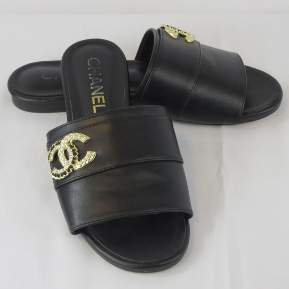 Chanel Black Leather CC Pearl Crystal Logo Slide Sandals Flat Shoes EU 38 US 8 - Picture 13 of 13